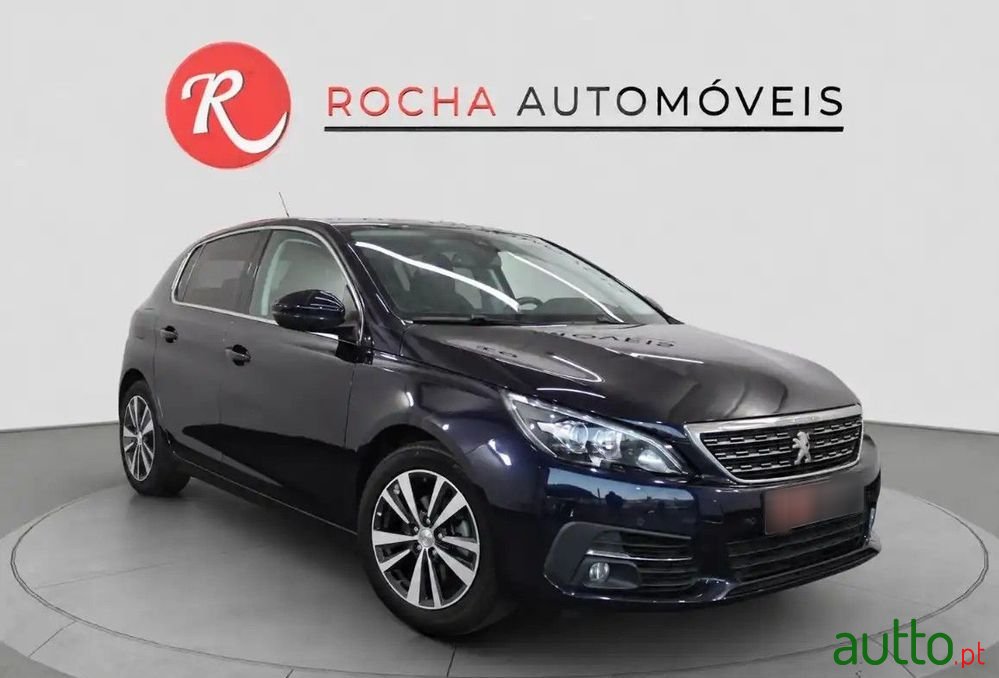2018' Peugeot 308 1.2 Puretech Allure photo #3
