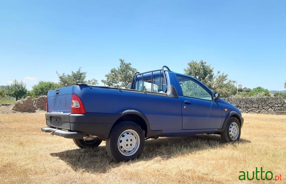 2002' Fiat Strada photo #3