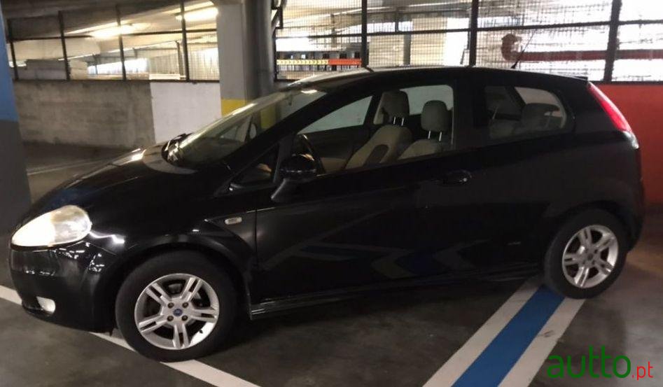 2007' Fiat Grande Punto 1.2 Free photo #2