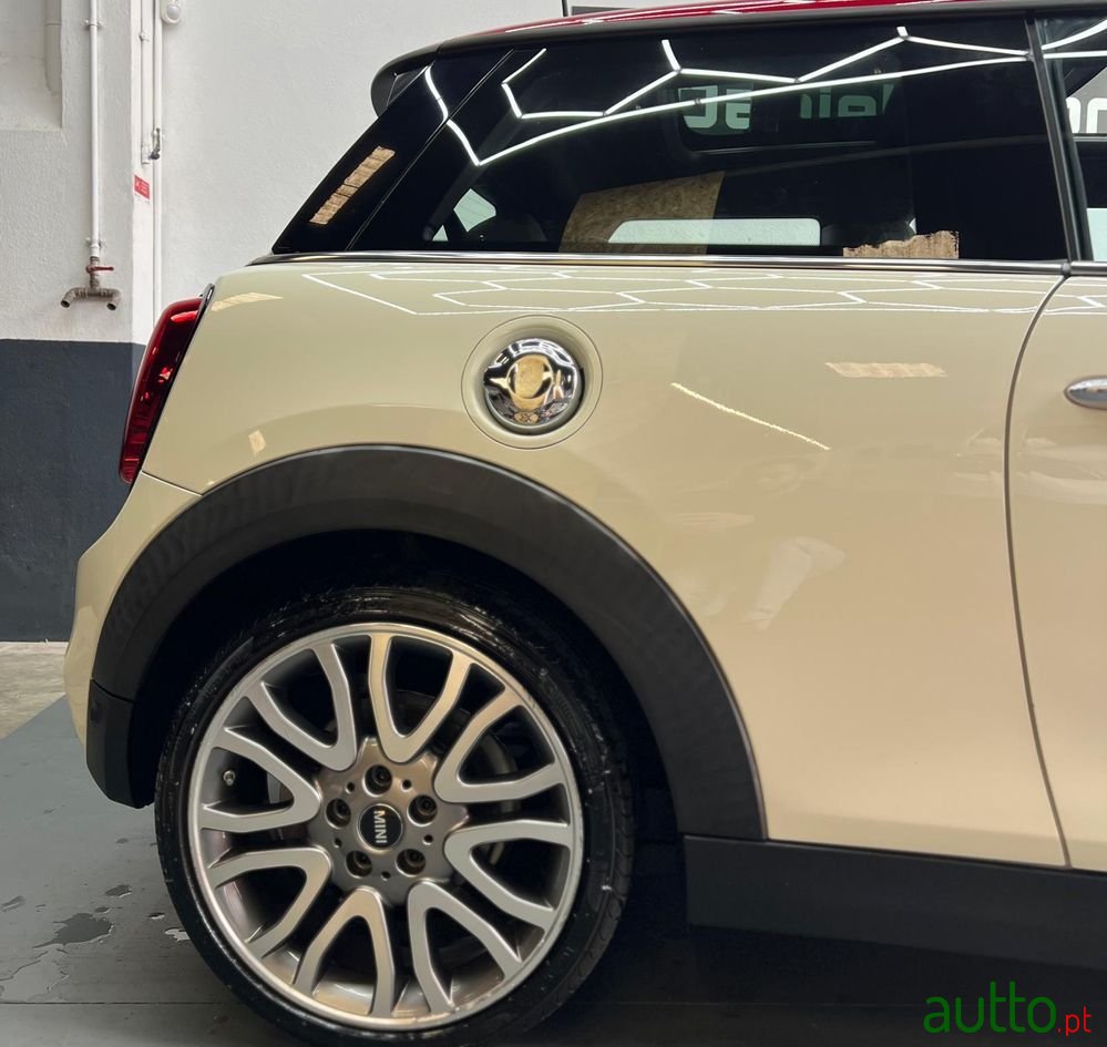 2016' MINI Cooper D 3 Portas photo #2