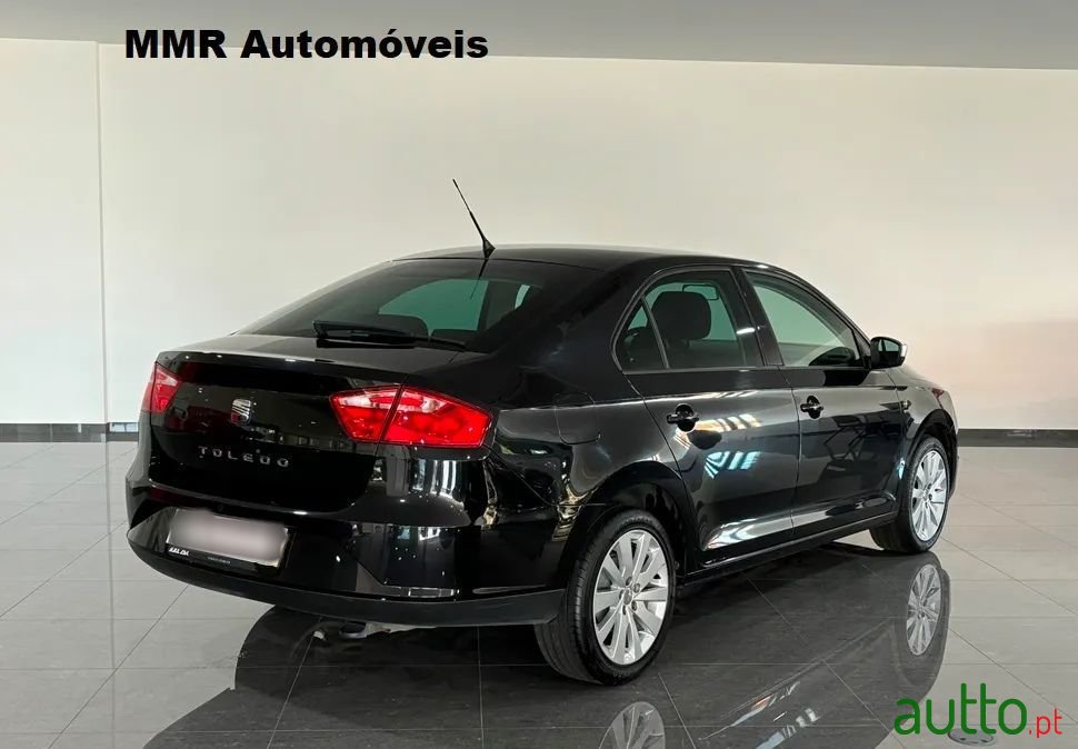 2014' SEAT Toledo photo #4