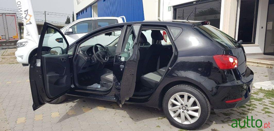 2016' SEAT Ibiza photo #3