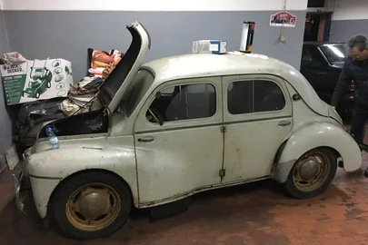 1949' Renault 4