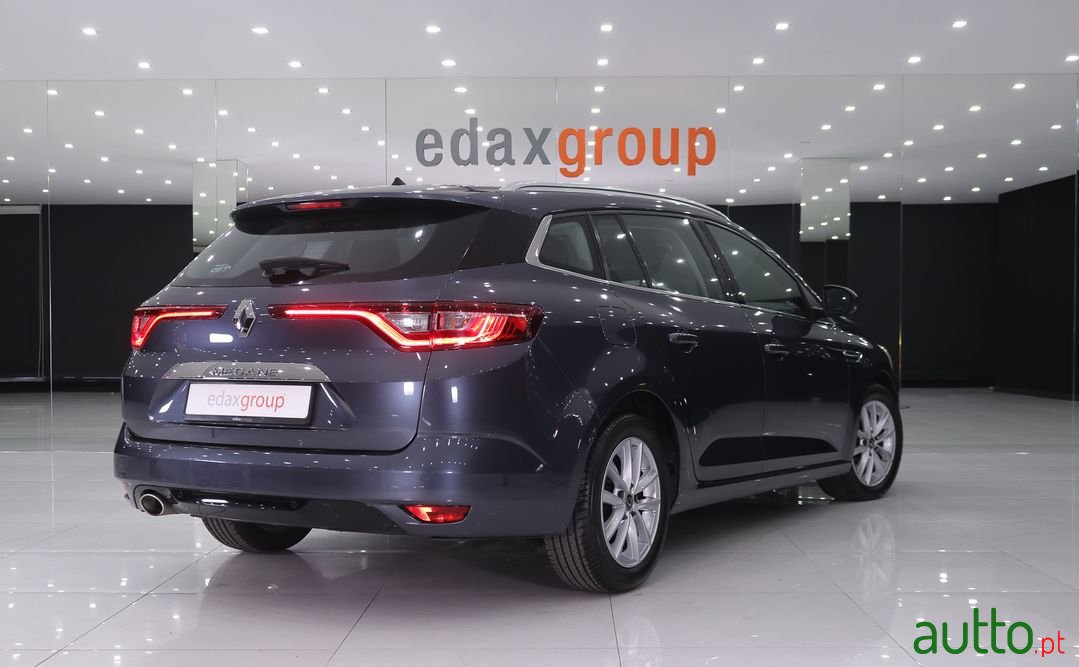 2017' Renault Megane Sport Tourer photo #3