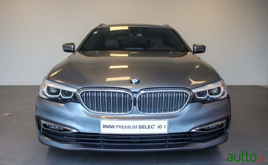 2019' BMW 520 photo #2