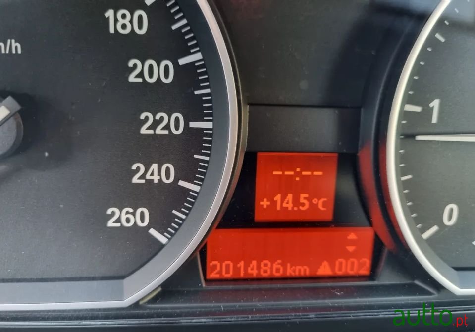 2009' BMW 120 photo #2