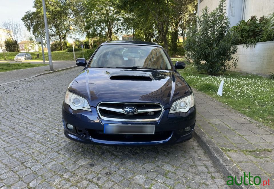 2009' Subaru Legacy photo #2