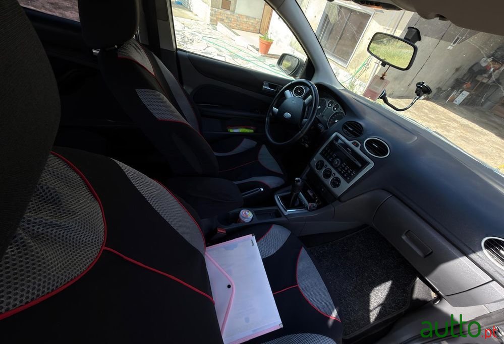 2007' Ford Focus 1.6 Tdci S photo #5