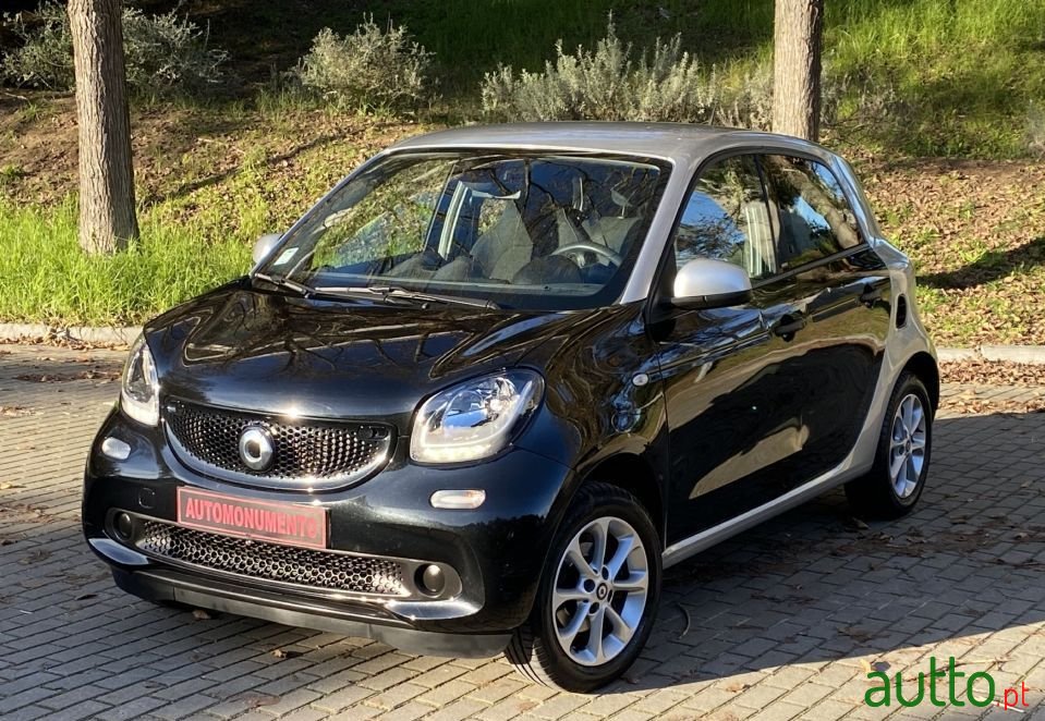 2019' Smart Forfour photo #4