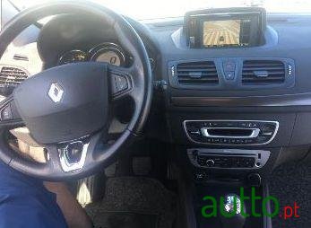 2013' Renault Megane photo #2