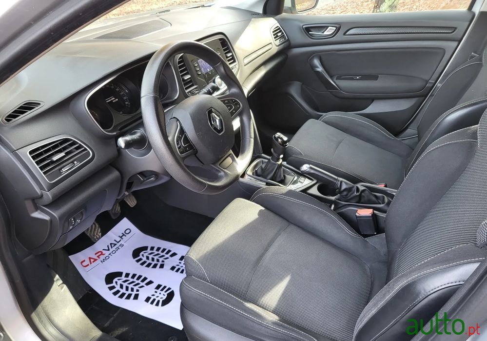 2016' Renault Megane photo #6