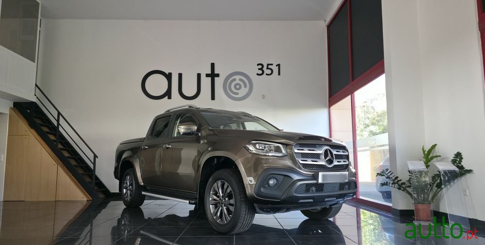 2020' Mercedes-Benz Classe X photo #2