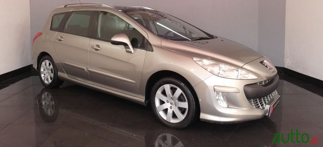 2008' Peugeot 308 Sw photo #2