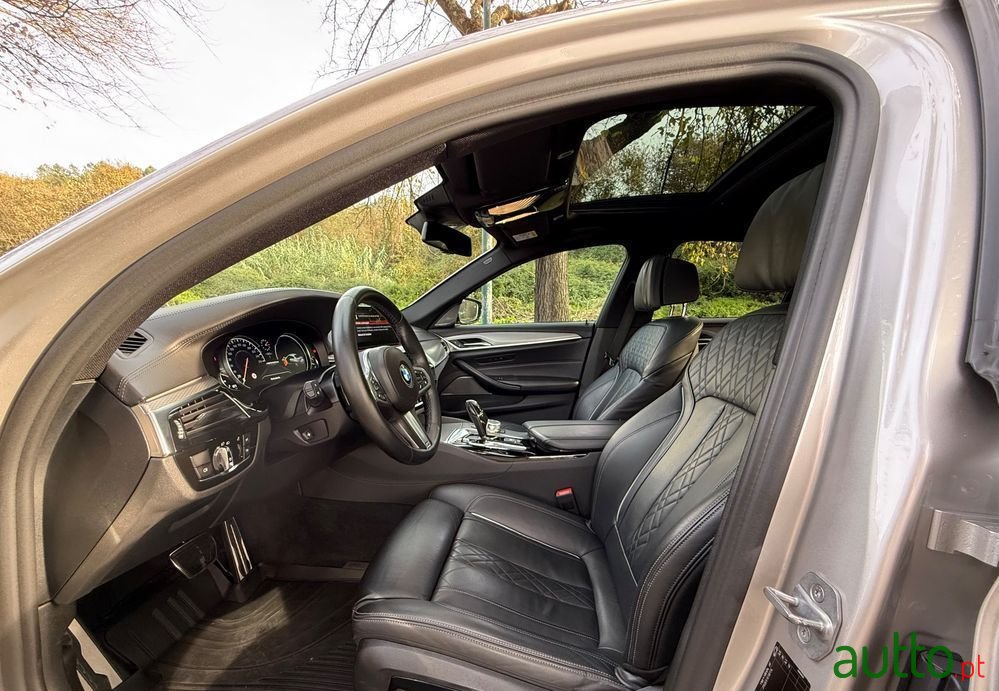 2018' BMW Série 5 Xdrive Auto photo #5
