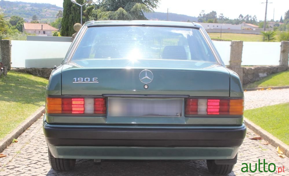 1992' Mercedes-Benz 190 E 1.7 photo #4