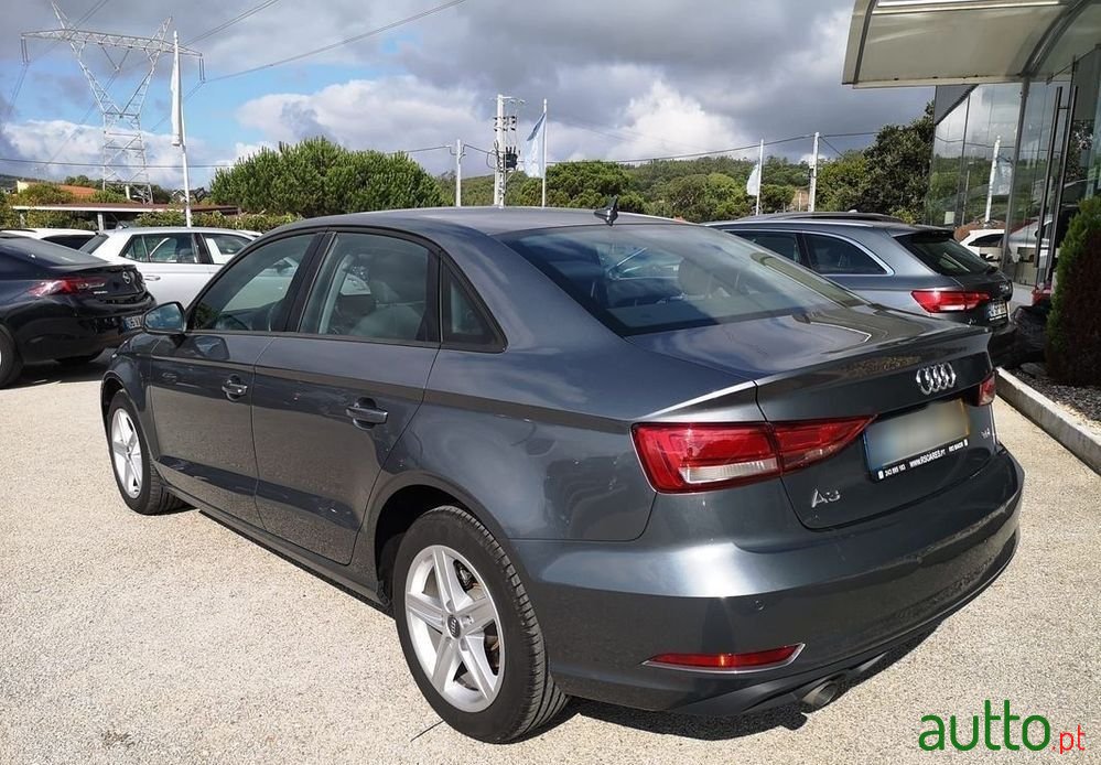 2017' Audi A3 Limousine photo #3