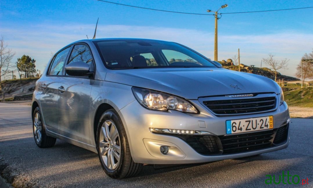 2016' Peugeot 308 photo #1