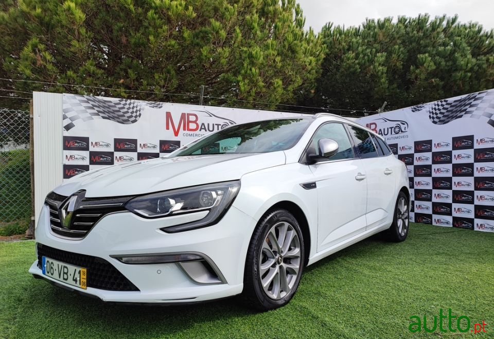 2018' Renault Megane photo #1