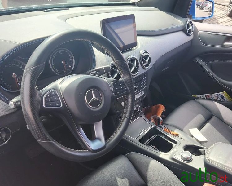 2018' Mercedes-Benz B Electric Drive photo #4