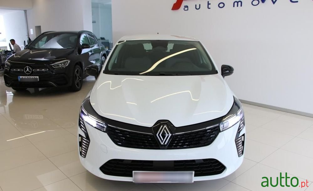 2024' Renault Clio 1.0 Tce Evolution photo #4