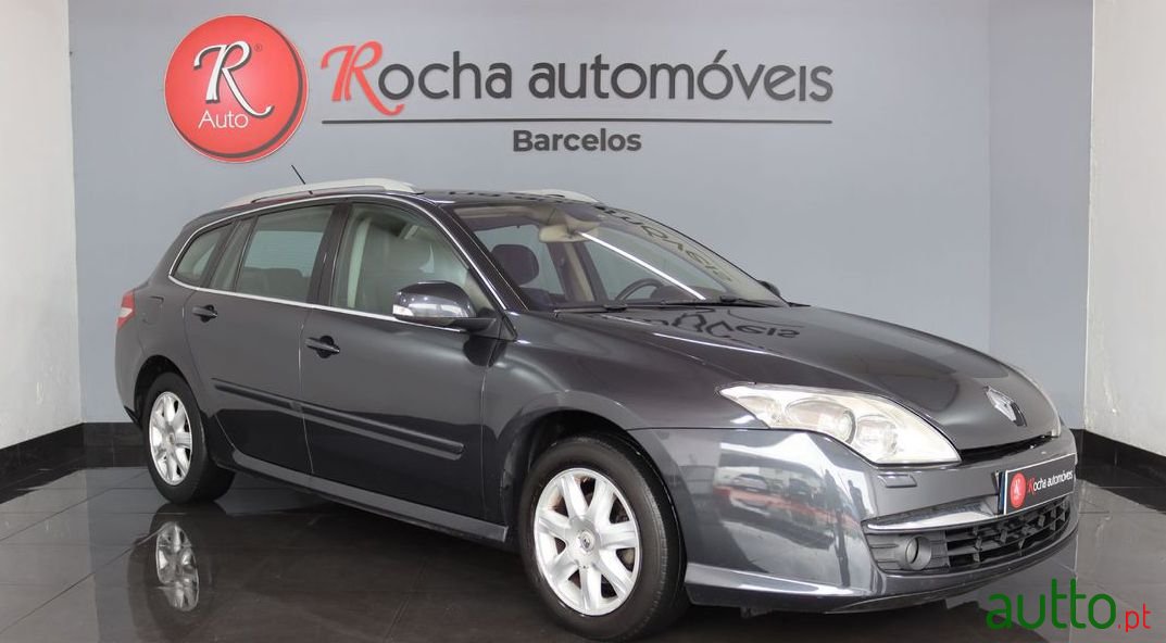 2008' Renault Laguna Break photo #3