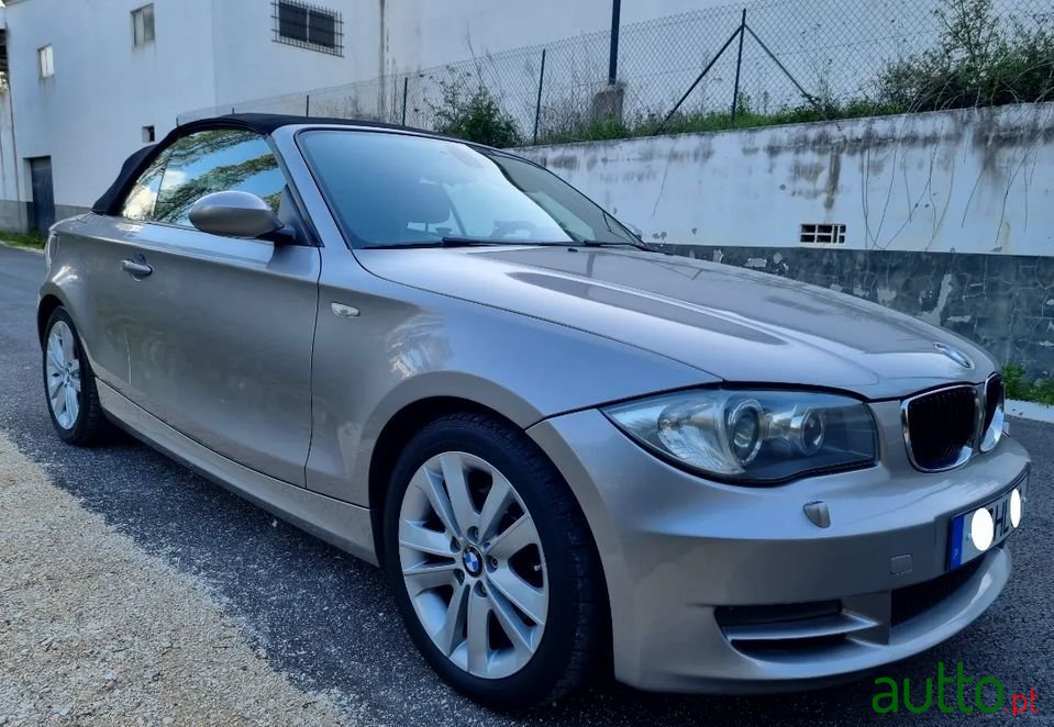 2009' BMW 120 photo #4