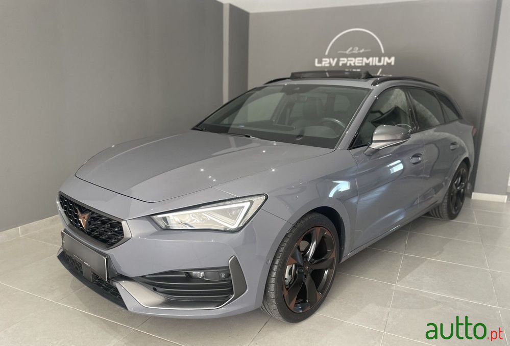 2023' Cupra Leon St 1.5 Etsi Mid Dsg photo #2