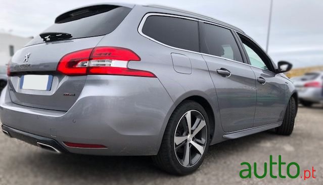 2019' Peugeot 308 Sw photo #2
