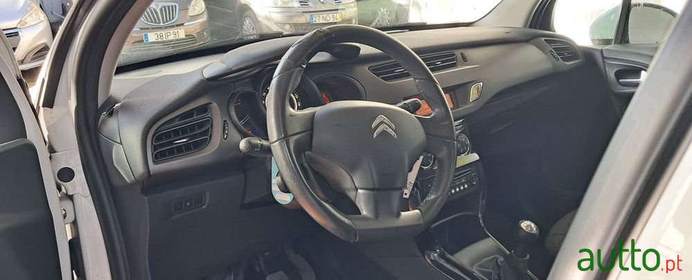 2015' Citroen C3 photo #5