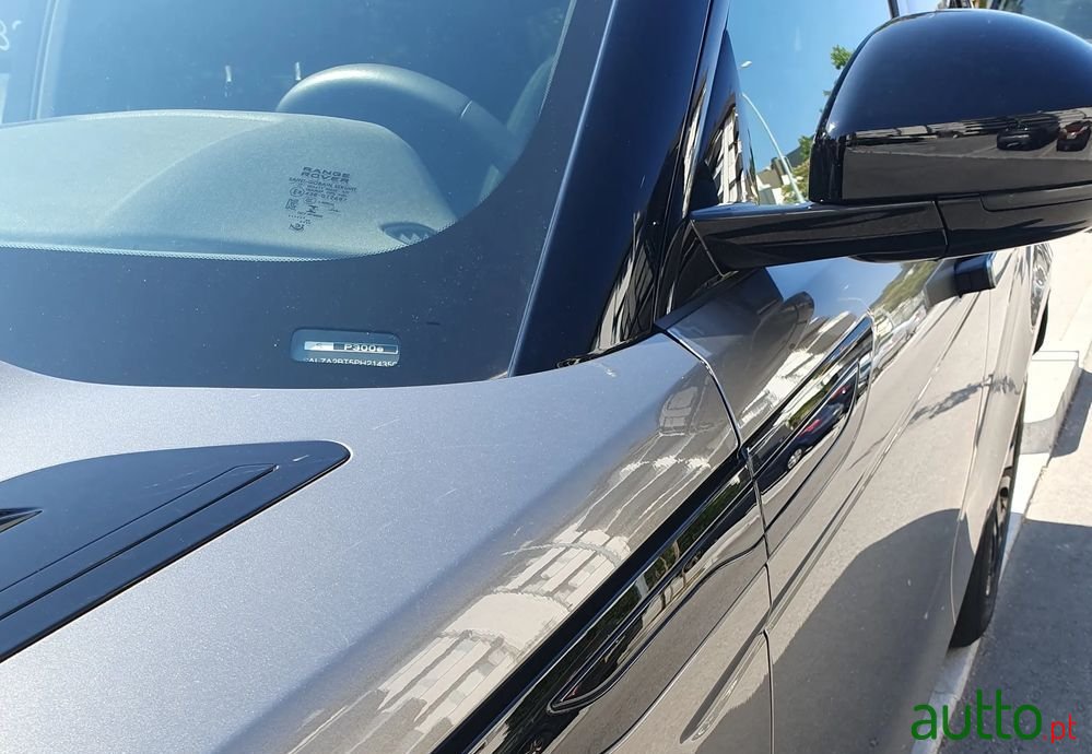 2023' Land Rover Range Rover Evoque photo #1