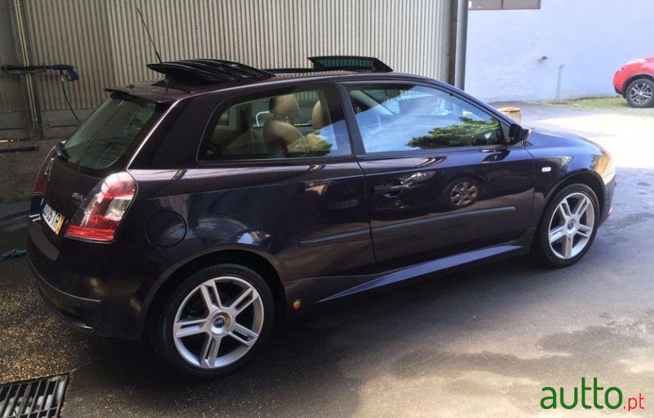 2002' Fiat Stilo 1.9 Jtd Abarth photo #3