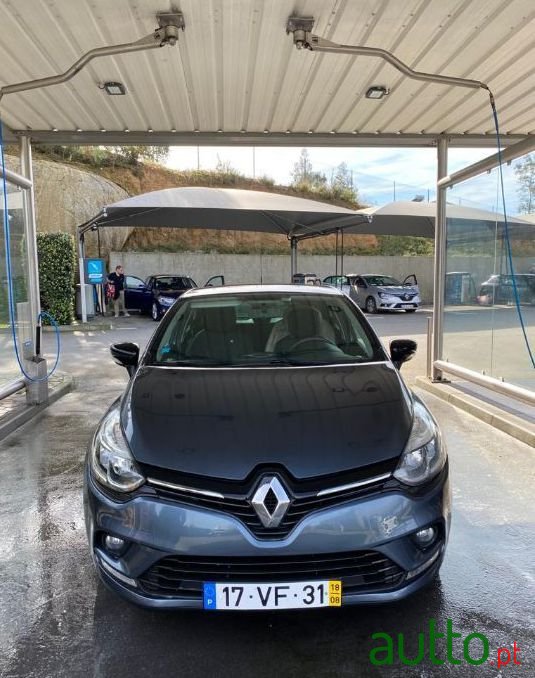 2018' Renault Clio photo #2