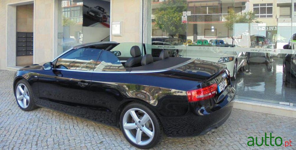 2011' Audi 2.0 TDi S-line photo #1