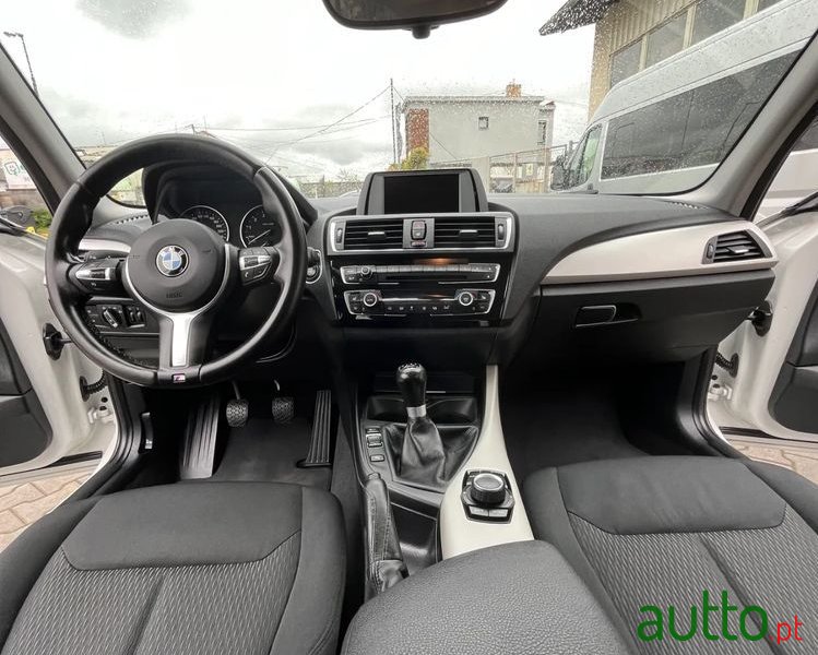 2016' BMW Série 1 I Pack M photo #4