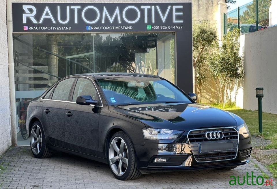 2012' Audi A4 photo #3