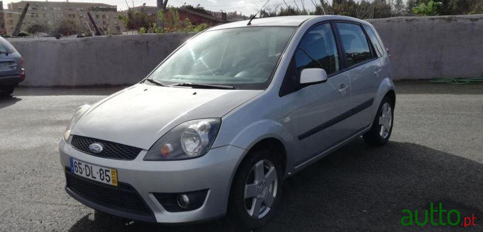 2007' Ford Fiesta photo #4