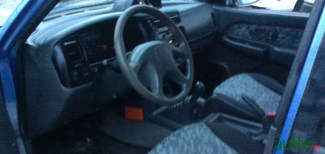 2000' Mitsubishi L200 Strakar photo #2