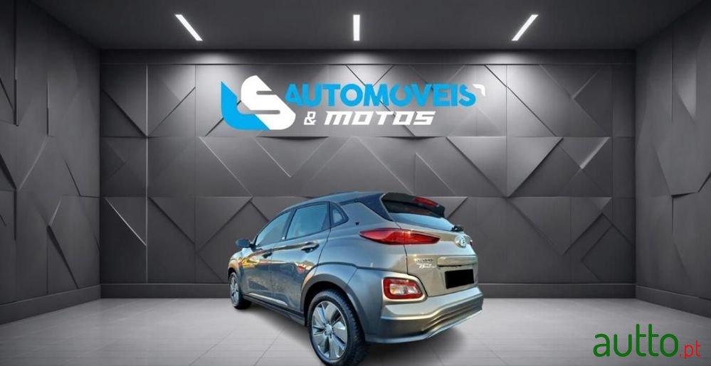 2021' Hyundai Kauai Ev 39Kwh Premium photo #3