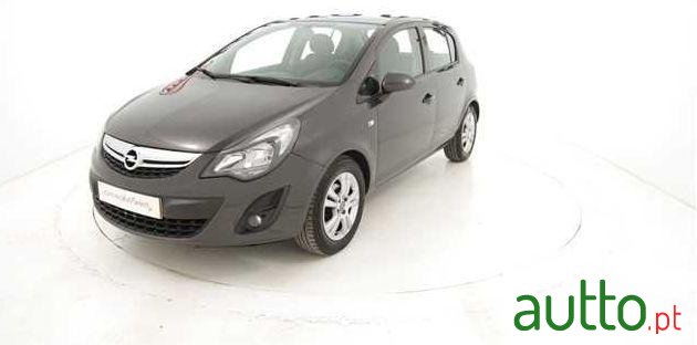2014' Opel Corsa photo #2