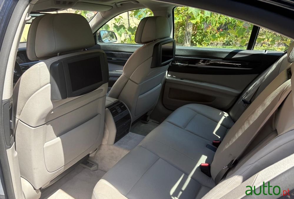 2009' BMW Série 7 D photo #6