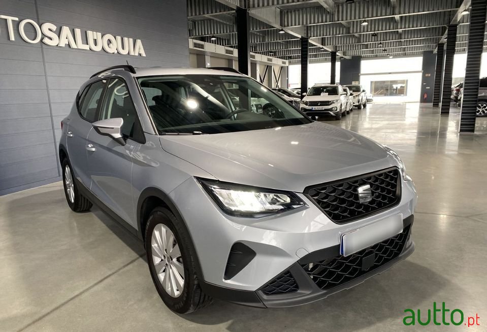 2022' SEAT Arona photo #6