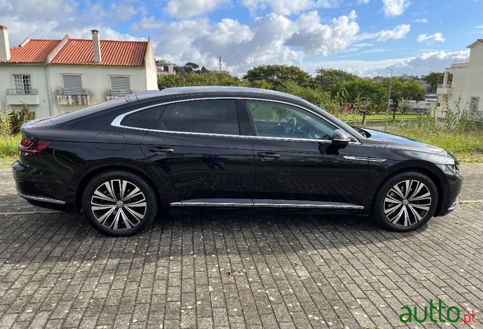 2017' Volkswagen Arteon photo #6