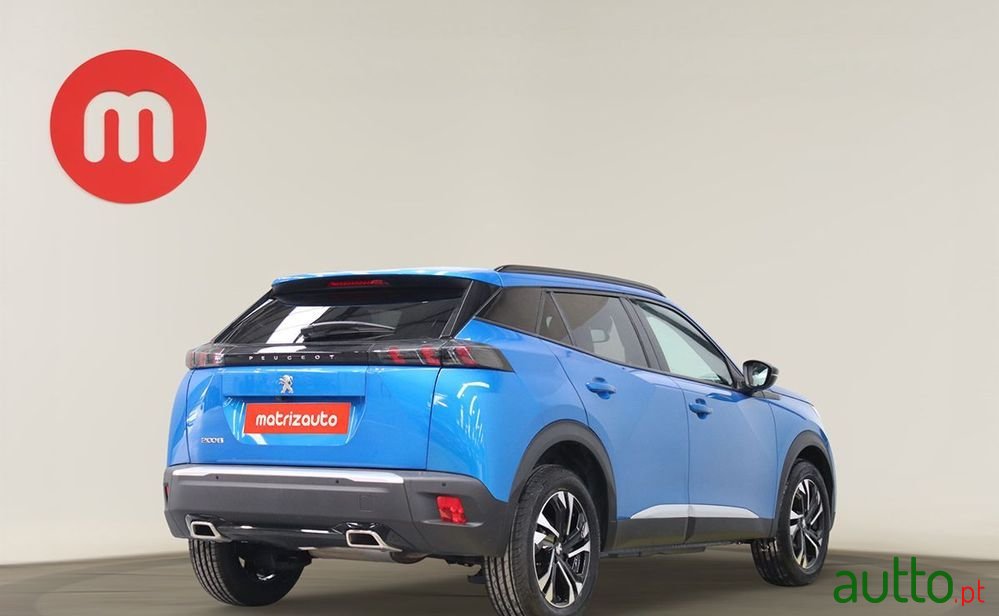 2023' Peugeot 2008 photo #4