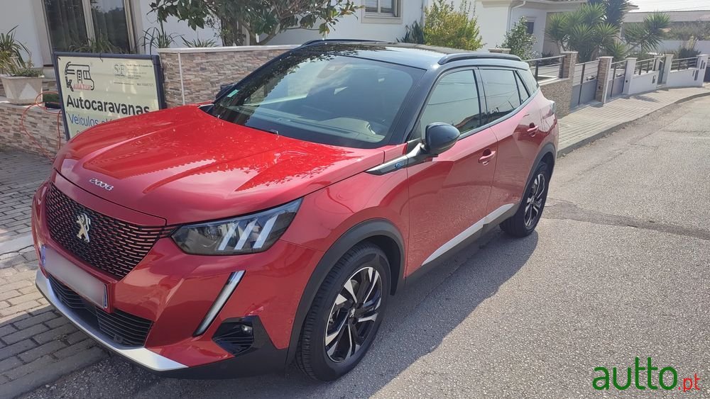 2021' Peugeot e-2008 Gt photo #1