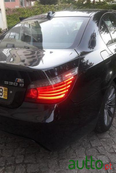 2008' BMW 530 photo #2