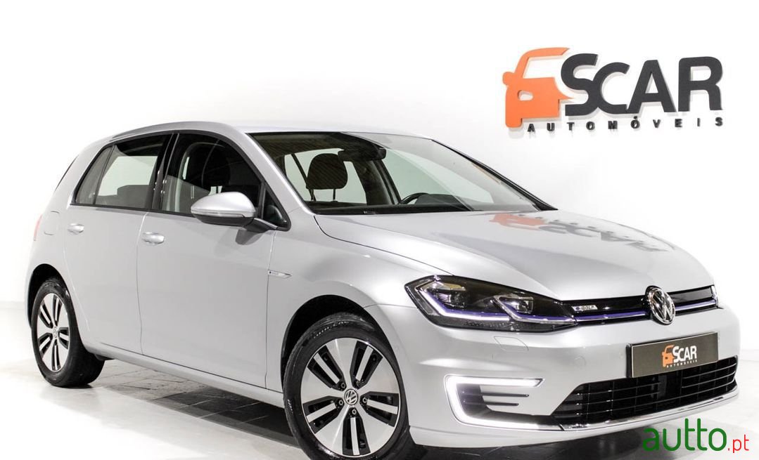 2019' Volkswagen E-Golf photo #1