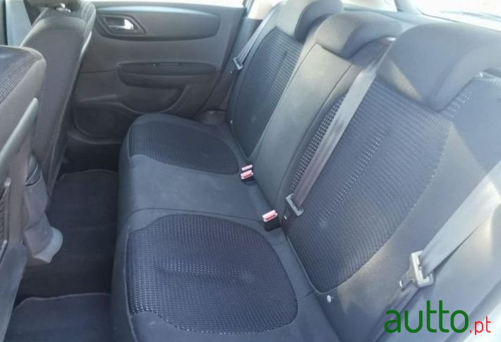 2010' Citroen C4 photo #4