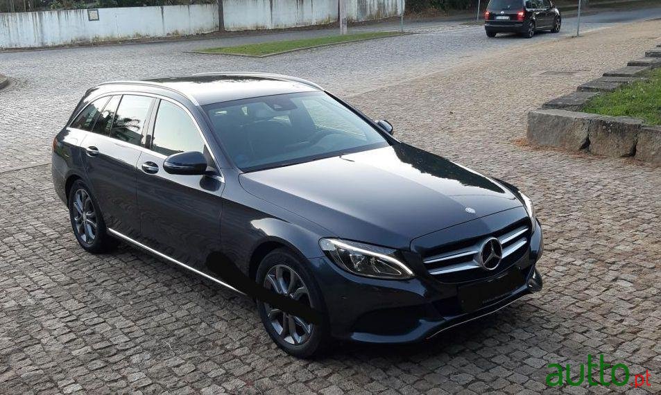 2015' Mercedes-Benz C-220 photo #3