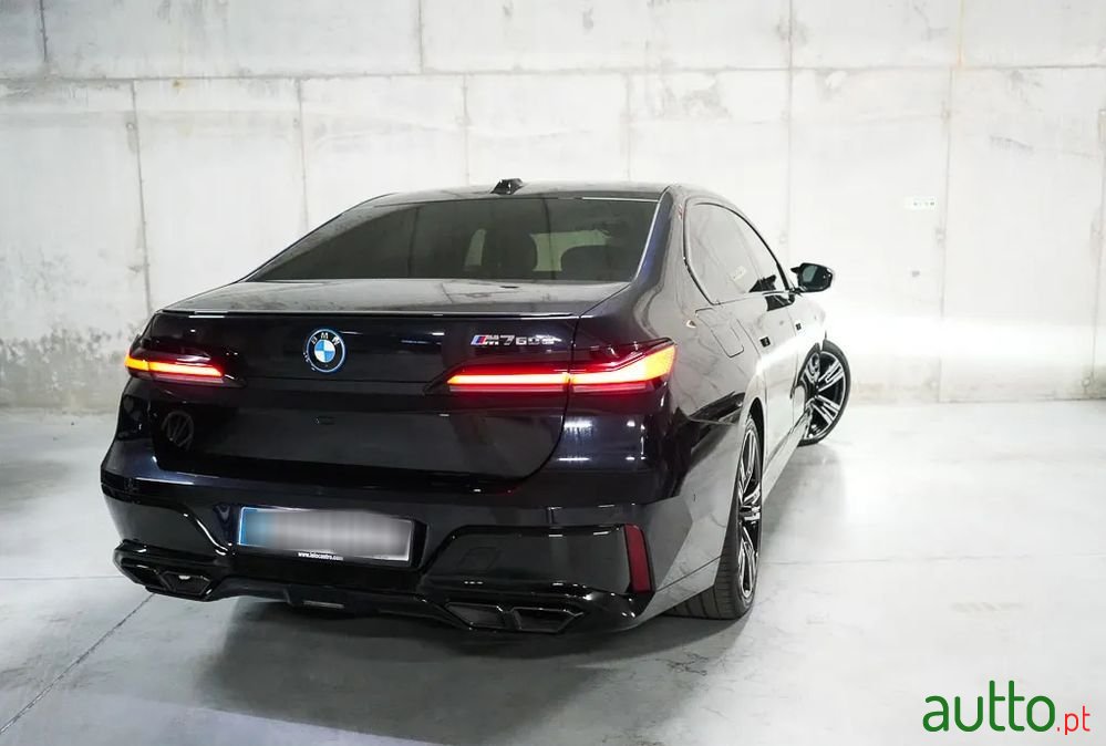 2023' BMW Série 7 M760E Xdrive photo #6