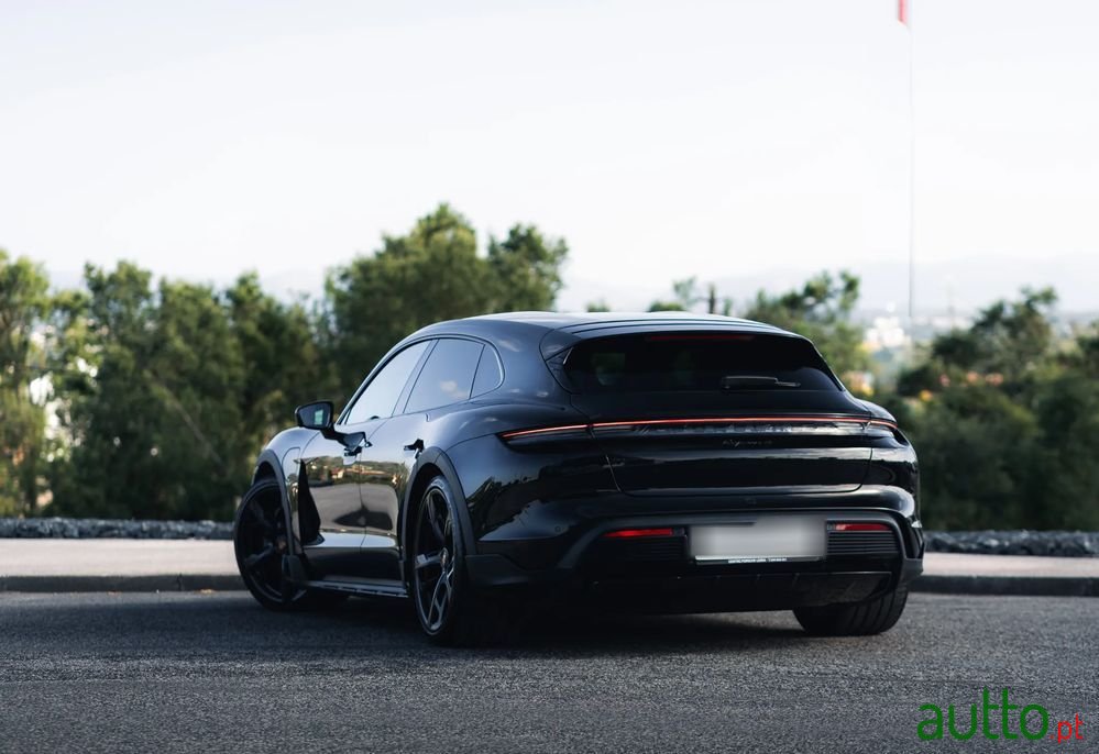 2022' Porsche Taycan Cross Turismo 4 photo #4